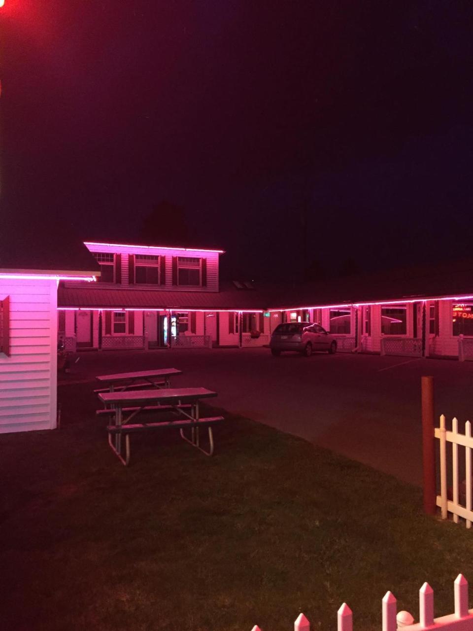 Trail Riders Motel Granby Eksteriør bilde